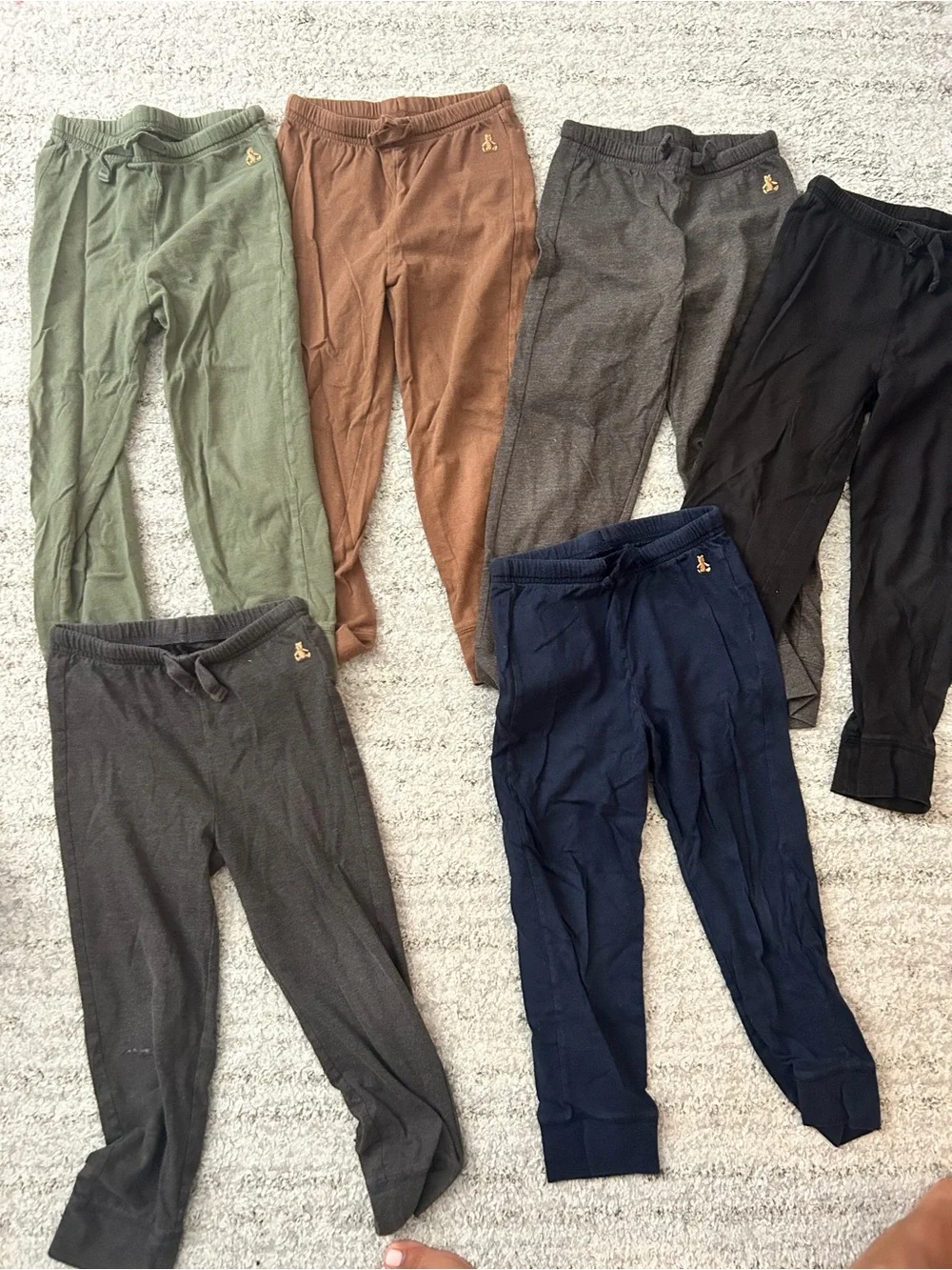 6 pairs of Gap Kids' Knit Jogger Pants Size 5